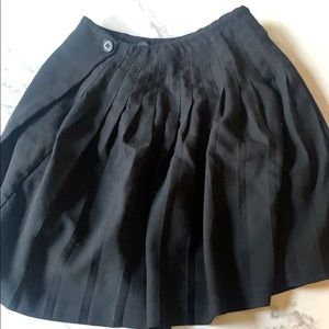 Black pleated school skirt